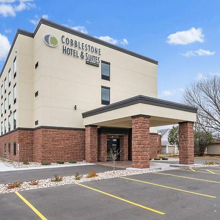 Cobblestone Hotel & Suites - Mosinee Exterior foto
